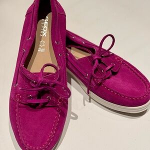 Geox Pink Flats with Soft Suede and Stylish Laces